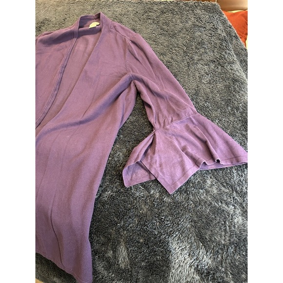 Chicos Open Front Cardigan Size 2 Purple Lightweight Flared Sleeves Rayon/Nylon - Picture 6 of 6